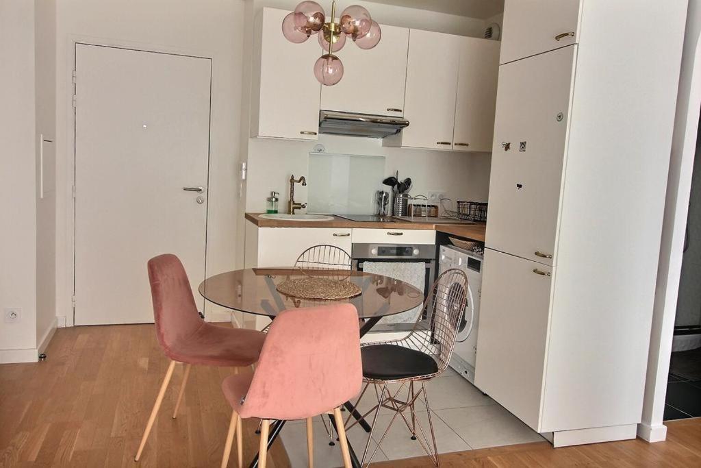 Le Toit Du Montvalerien Suresnes Apartment ภายนอก รูปภาพ